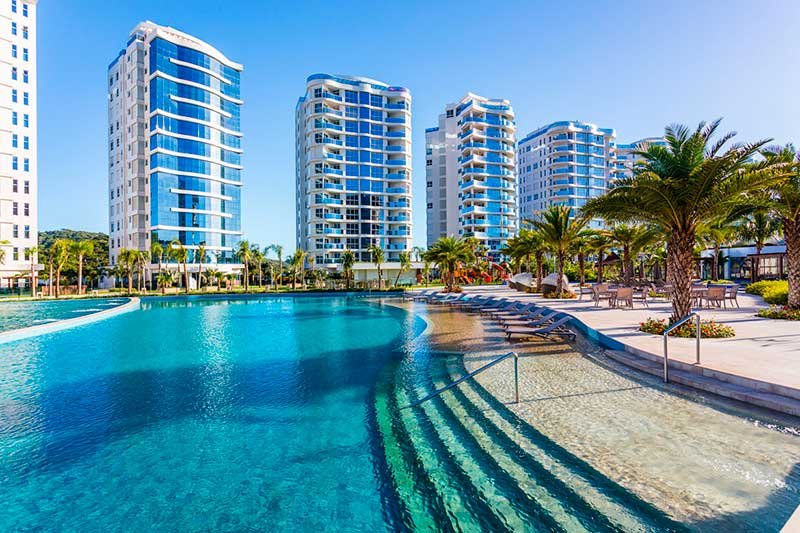 Apartamento à venda no Brava Home Resort na Praia Brava entre Balneário Camboriú e Itajaí. Um lugar incrível para vida fantástica